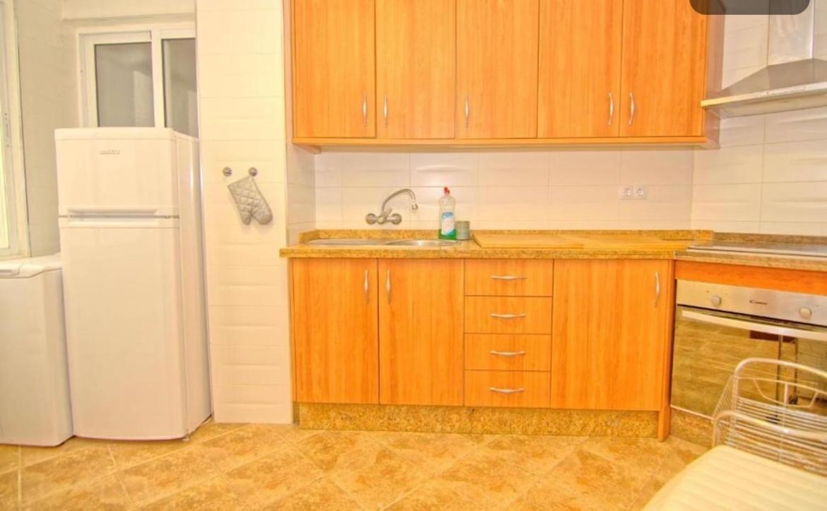 Low Cost Room Малага Екстер'єр фото
